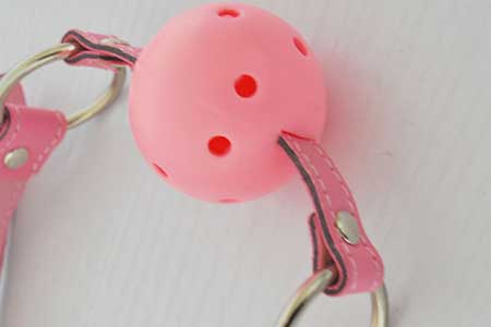 口水球有什么作用 口球上面三个眼是做什么的