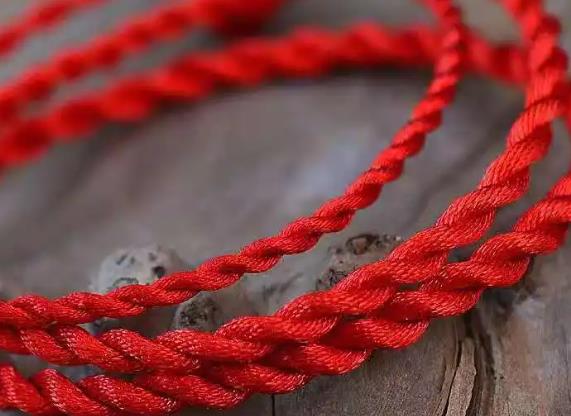 本命年红绳什么时候取下来 本命年红绳丢了代表什么